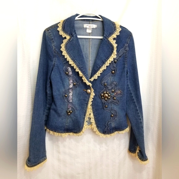 West 36th Jackets & Blazers - VINTAGE WEST 36TH EMBELLISHED DENIM JACKET WITH LACE TRIM ~ SIZE L